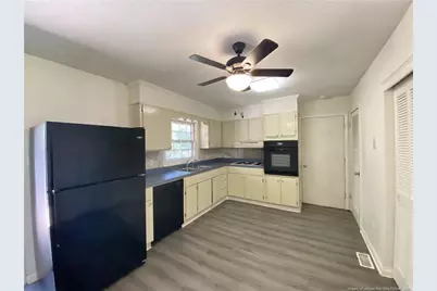 118 Chariot Drive, Sanford, NC 27330 - Photo 6