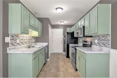 2567 Cameron Woods Lane, Fayetteville, NC 28306 - Photo 10