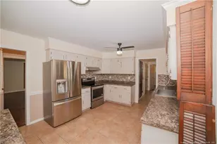 1632 Woodfield Rd, Fayetteville, NC 28303 - Photo 12
