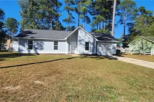 7248 Pebblebrook Dr, Fayetteville, NC 28314 - Photo 1