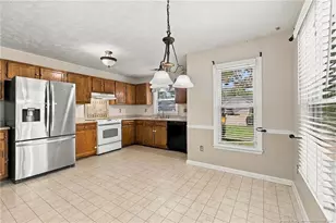 2929 Rosemeade Dr, Fayetteville, NC 28306 - Photo 16