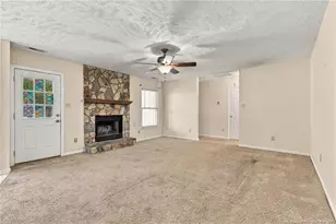 2929 Rosemeade Dr, Fayetteville, NC 28306 - Photo 10
