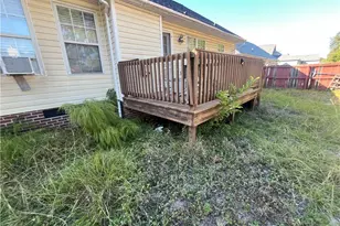 3121 Walesby Dr, Fayetteville, NC 28306 - Photo 2