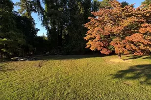 689 Glenola St, Fayetteville, NC 28311 - Photo 32