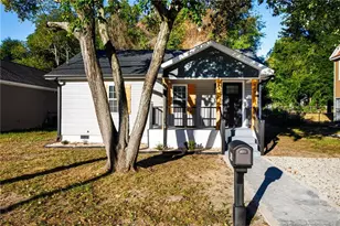 414 Bryan St, Fayetteville, NC 28305 - Photo 1