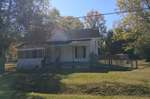 107 Tilghman St, Kenly, NC 27542 - Photo 1