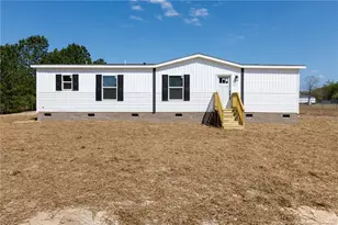 389 Corner Oaks Dr, Saint Pauls, NC 28384 - Photo 1