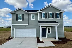 105 Hayes Dr, Pikeville, NC 27863 - Photo 1