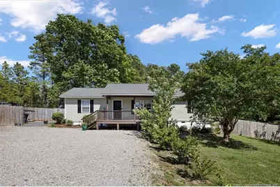 137 Fullers Way, Aberdeen, NC 28315 - Photo 1