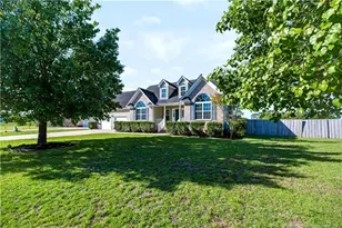 5604 Quiet Acres Ln, Wade, NC 28395 - Photo 1
