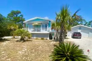 6925 Driftwood Dr, Gulf Shores, AL 36542 - Photo 2