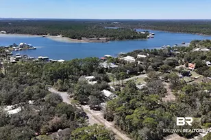 30671 Magnolia St, Perdido Beach, AL 36530 - Photo 10