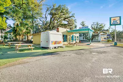 369 S Mobile Street, Fairhope, AL 36532 - Photo 4