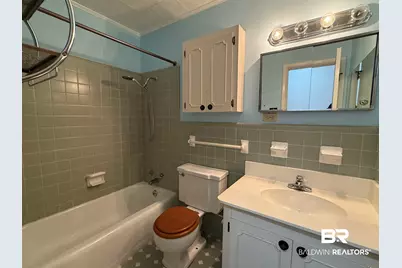 215 W Palm Avenue, Foley, AL 36535 - Photo 6