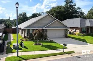 297 Wyatt Ct, Foley, AL 36535 - Photo 2