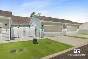 6235 Carpenter Ln, Gulf Shores, AL 36542 - Photo 4