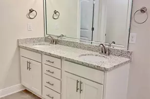 2298 Snowden Pl, Mobile, AL 36609 - Photo 6