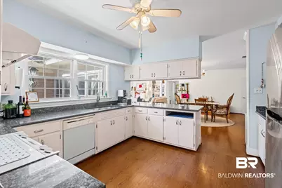 324 Hadrian Street, Mobile, AL 36606 - Photo 12
