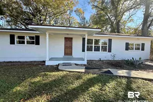 201 S Stuart St, Foley, AL 36535 - Photo 2