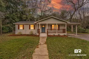 659 Nichols Ave, Fairhope, AL 36532 - Photo 2