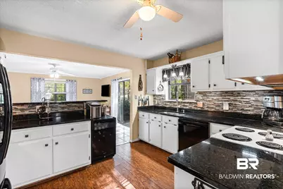 513 3rd Street, Fairhope, AL 36532 - Photo 12