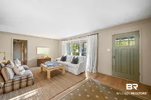451 Ivy Cir, Fairhope, AL 36532 - Photo 2