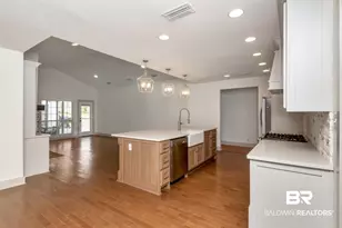 305 Springwood Dr, Mobile, AL 36608 - Photo 8