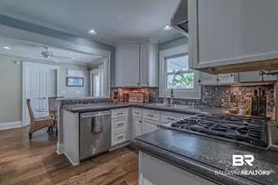 695 Greenwood Ave, Fairhope, AL 36532 - Photo 16
