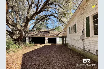 4060 Dickson Lane, Mobile, AL 36618 - Photo 2
