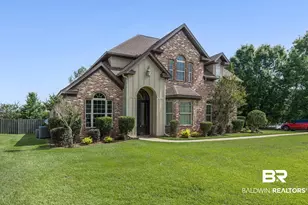 211 Belmont Ave, Fairhope, AL 36532 - Photo 2