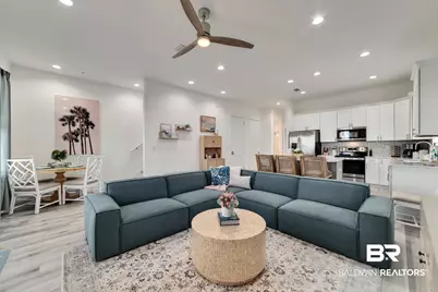 521 E 1st Avenue #C, Gulf Shores, AL 36542 - Photo 4
