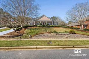 2606 E Charleston Oaks Dr, Mobile, AL 36695 - Photo 2