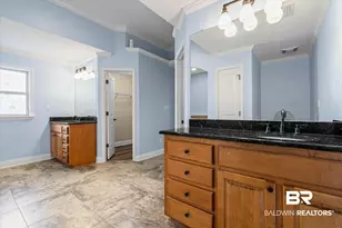 704 Edinburgh Ave, Foley, AL 36535 - Photo 20