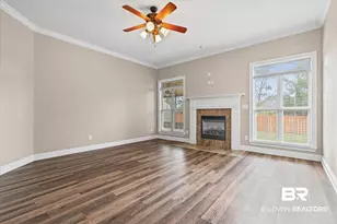 704 Edinburgh Ave, Foley, AL 36535 - Photo 8