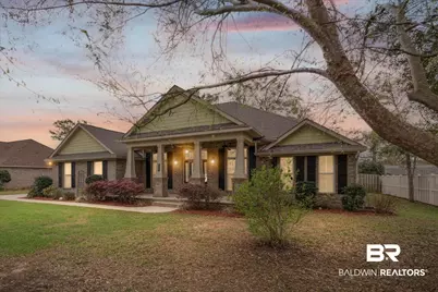 704 Edinburgh Avenue, Foley, AL 36535 - Photo 2