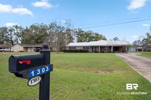 1303 Bradley Ave, Bay Minette, AL 36507 - Photo 4