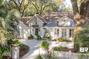 59 N Summit St, Fairhope, AL 36532 - Photo 4