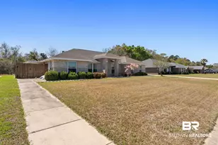 1052 Orlando Dr, Foley, AL 36535 - Photo 2