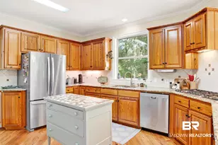 15 Woods Ave, Fairhope, AL 36532 - Photo 8