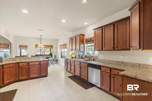 585 Sheffield Ave, Foley, AL 36535 - Photo 8