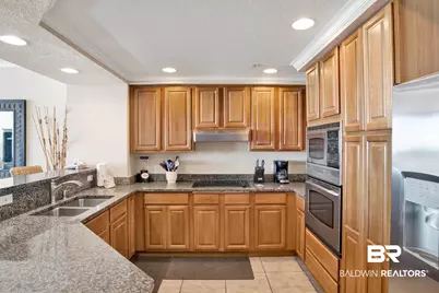 527 E Beach Boulevard #302, Gulf Shores, AL 36542 - Photo 4