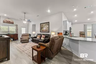 692 Mayflower Dr, Foley, AL 36535 - Photo 8