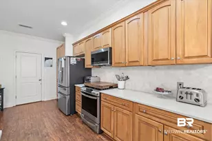 300 Clubhouse Dr, Fairhope, AL 36532 - Photo 4