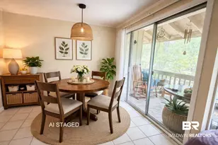 2079 N Seacliff Dr, Daphne, AL 36526 - Photo 2