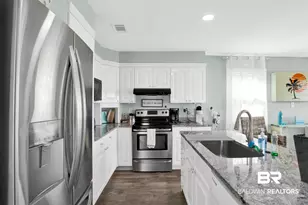 8205 Gulf Beach Ln, Gulf Shores, AL 36542 - Photo 10