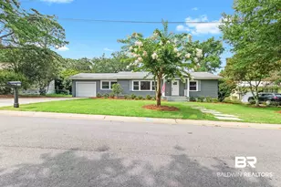 216 Pinecrest Ln, Fairhope, AL 36532 - Photo 18