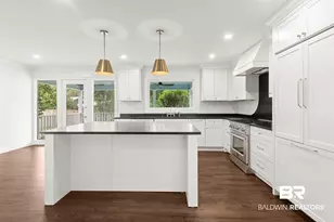 216 Pinecrest Ln, Fairhope, AL 36532 - Photo 8