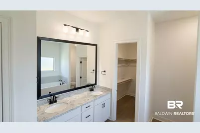 18137 Piney Circle, Foley, AL 36535 - Photo 10