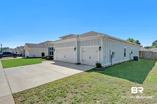 226 Bronze St, Fairhope, AL 36532 - Photo 6
