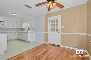 1429 Forestdale Dr, Mobile, AL 36618 - Photo 10